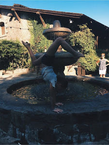 Meet your Posher, Ally